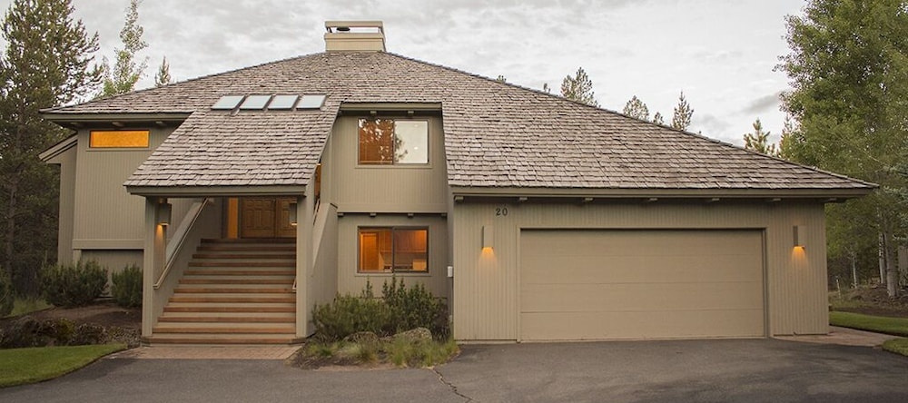 Aspen Lane 20, Sunriver — photo 1