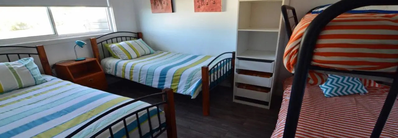 CDC-625 Beach House incl.rear 2BR studio, 科芬湾 — 照片 1