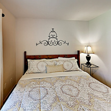 Beaver Duplex Unit B - 2 Br Duplex, West Lake Hills — photo 4