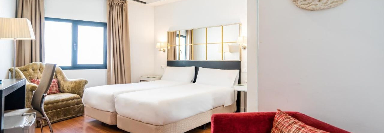 Hotel YIT El Postigo, Ubeda — photo 1