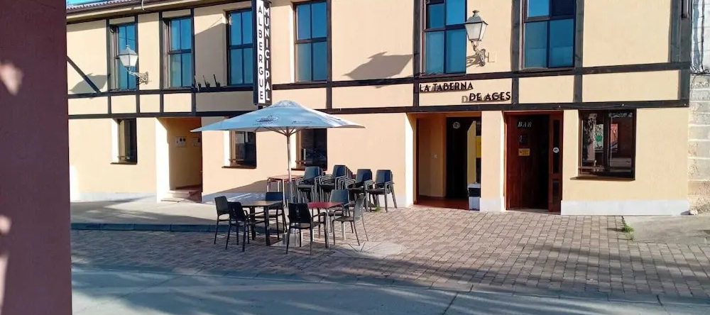 Albergue Municipal de Agés, 阿尔兰松 — 照片 1