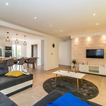 House With Private Pool For 10 People Surrounded By Vineyard In A Quiet Location, Дикличи — фото 3