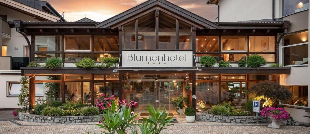 Baumgartner's Blumenhotel, Scena — photo 1