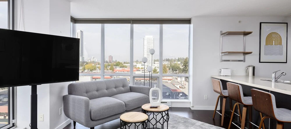13688 Surrey Unit 704, 萨里 — 照片 1