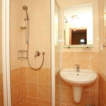 Apartman Achat V Jizerkach, 尼萨河畔亚诺夫 — 照片 5