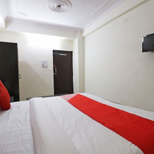 Oyo 48484 N H Plaza Lodge And Farm House, 布兰沙尔 — 照片 4