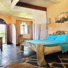 Room-dolphin Suite 40 m2 in Villa 560 m2, Shimoni — photo 4