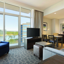 Embassy Suites by Hilton The Woodlands at Hughes Landing, 伍德兰兹 — 照片 5