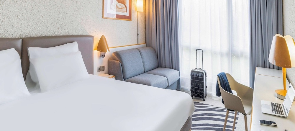 Novotel Valenciennes, Rouvignies — photo 1