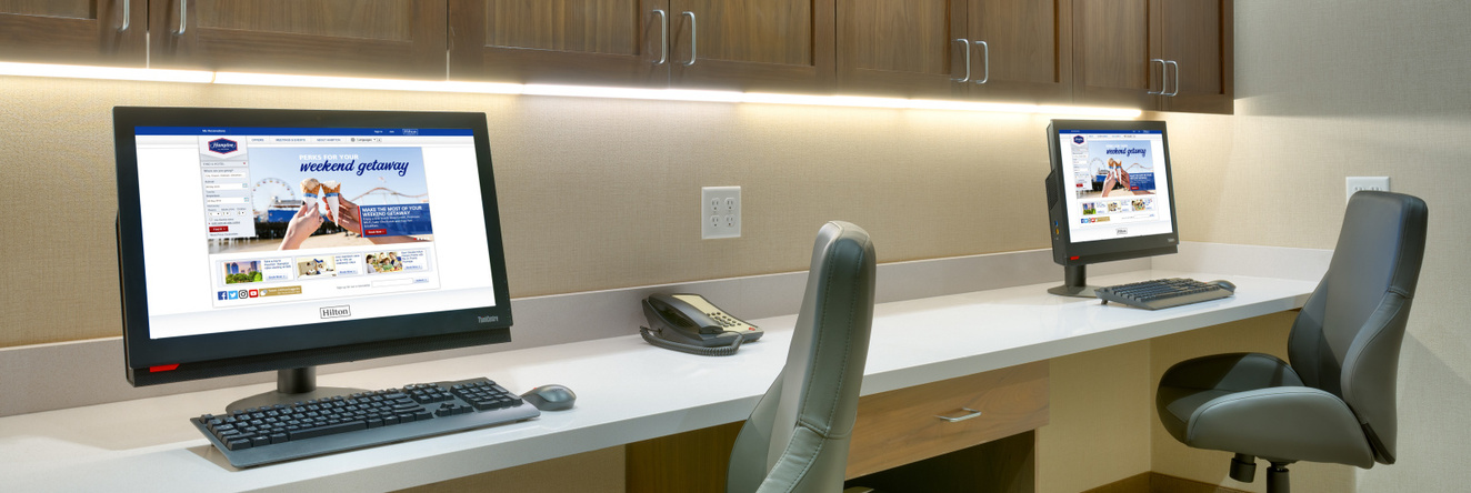 Hampton Inn & Suites Teaneck Glenpointe, Тинек — фото 1
