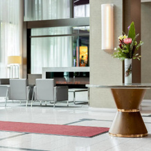 Executive Plaza Hotel Metro Vancouver, 高贵林 — 照片 2