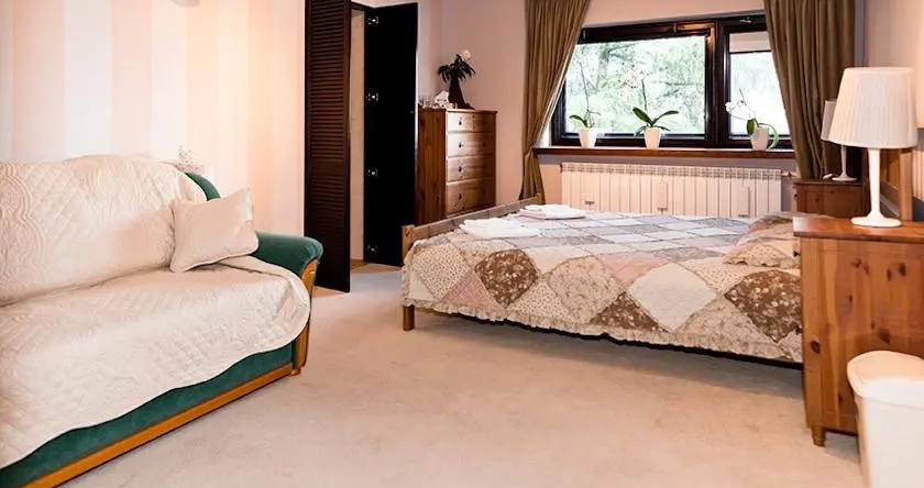 Villa Guest House Modlin Airport, 莱吉奥诺沃 — 照片 1