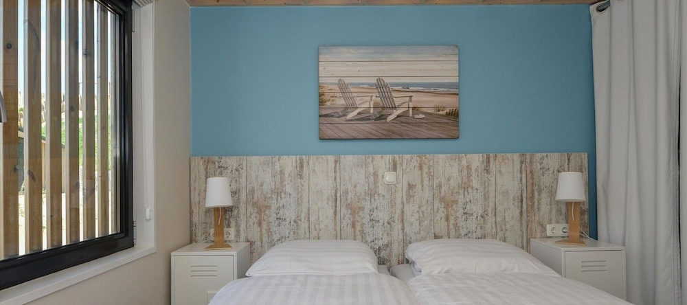 Comfortable Lodge With Dishwasher, in Bloemendaal, 埃赫蒙德安登霍夫 — 照片 1