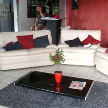 House With 2 Bedrooms in Salles-curan, With Wonderful Lake View, Enclosed Garden and Wifi, 萨勒屈朗 — 照片 2