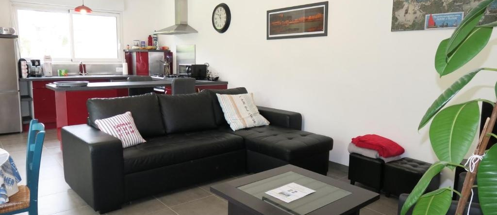 Maison Neuve de Plain-Pied À 100m de la Mer Et 200m du Coz-Pors À Tregastel - Ref 71, 特雷加斯泰勒 — 照片 1