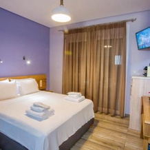 Isalos Suites, Nea Peramos — photo 3