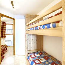Appartement 64, 托隆-莱-梅米兹 — 照片 3