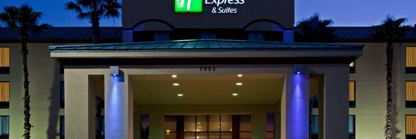 Holiday Inn Express Hotel & Suites Tampa Northwest - Oldsmar by IHG, Oldsmar — photo 1