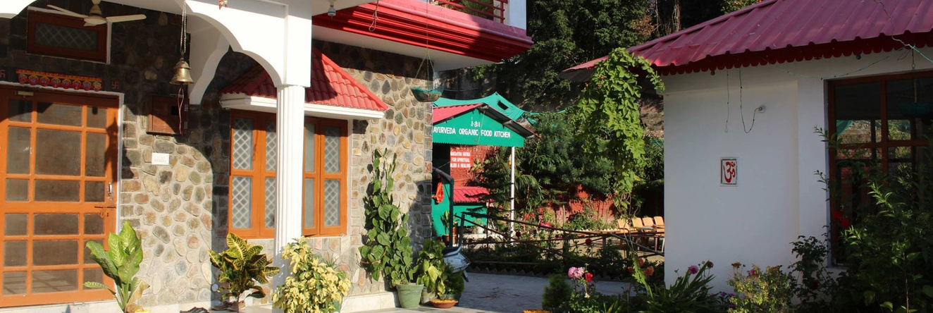 Maa Yoga Ashram Mini-Hotel, 瑞诗凯诗 — 照片 1