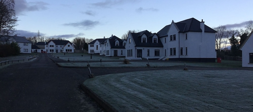 Achnagairn Luxury Lodges, Inverness — photo 1