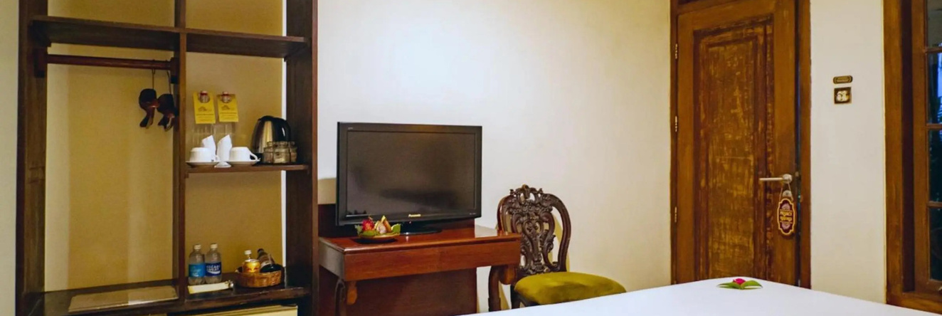 Hotel Tugu Blitar, Блитар — фото 1