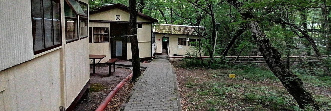 Виктория Inal Bay, Бжид — фото 1