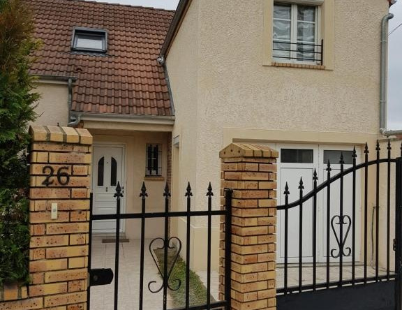 Maison à 10 min de Paris, 阿让特伊 — 照片 1