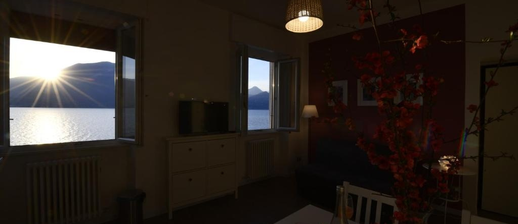 Margherita House, 瓦伦纳 — 照片 1