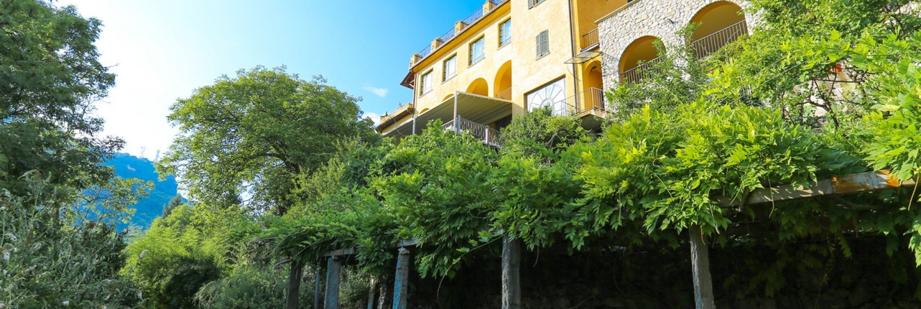 Hotel Colonne, 瓦雷泽 — 照片 1
