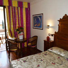 Villa Madrina Lovely and Dynamic Hotel, 加尔达 — 照片 2
