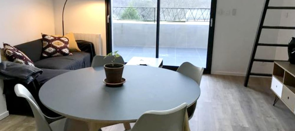 Apartment With 3 Bedrooms in Pélussin, With Wonderful Mountain View, Furnished Terrace and Wifi - 18 km From the Slopes, 佩吕桑 — 照片 1
