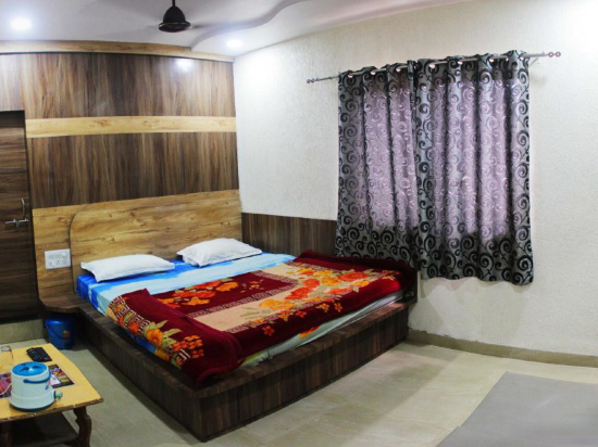 Hotel Abhimanyu, 帕奇马尔希 — 照片 1