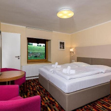 Hotel Premier, 尼萨河畔亚诺夫 — 照片 4