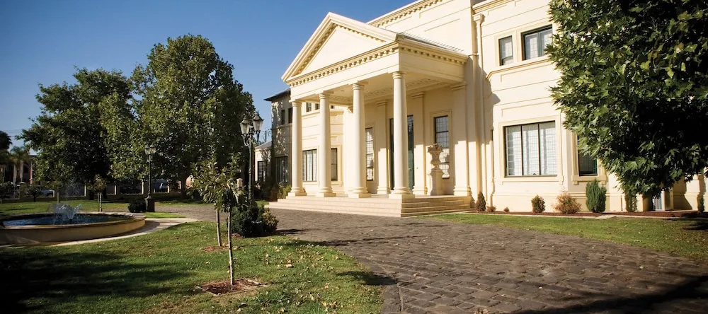 The Carrington Manor, 谢珀顿 — 照片 1