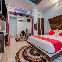 OYO 18873 Hotel Comfort, 德奥加尔 — 照片 3