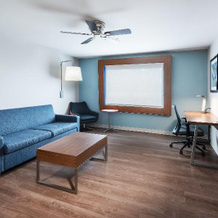 Holiday Inn Express Suites West Plains Southwest, Уэст-Плейнс — фото 4