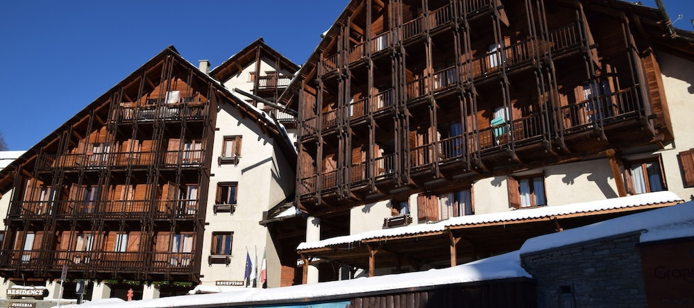 Grange Hike Ski - 15D Sestriere, Соз-ди-Чезана — фото 1