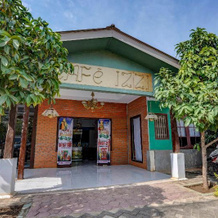 OYO 3710 Izzi Hotel, Paciran — photo 2