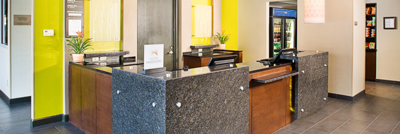 Hilton Garden Inn Albany Airport, Олбани — фото 1