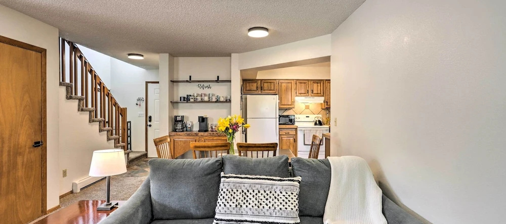 Grand Junction Townhome ~ 3 Mi To Downtown!, Гранд-Джанкшен — фото 1