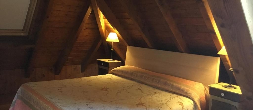 Casa Rural Roncesvalles, 埃罗 — 照片 1