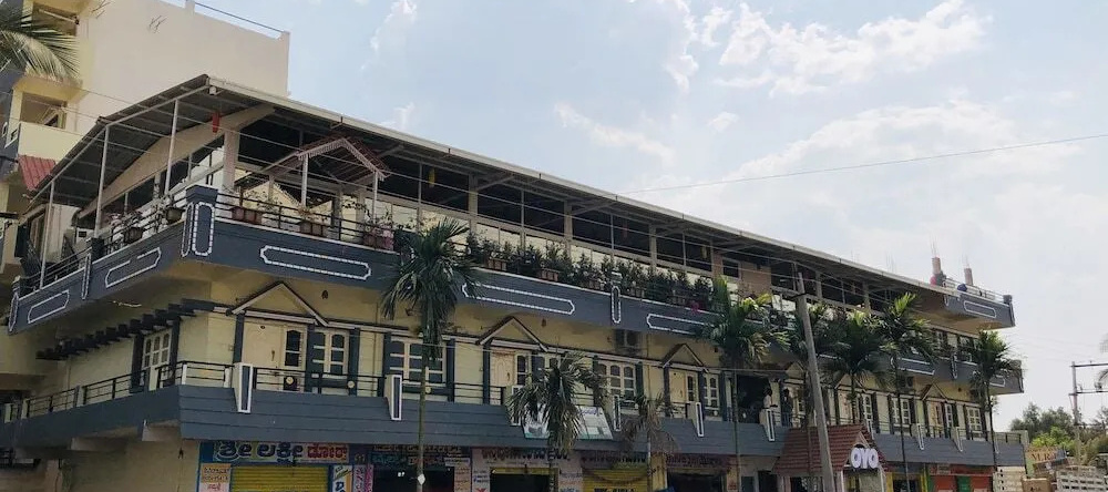 Dhana Dhaanya Residency by OYO Rooms, 奇卡巴拉普拉 — 照片 1