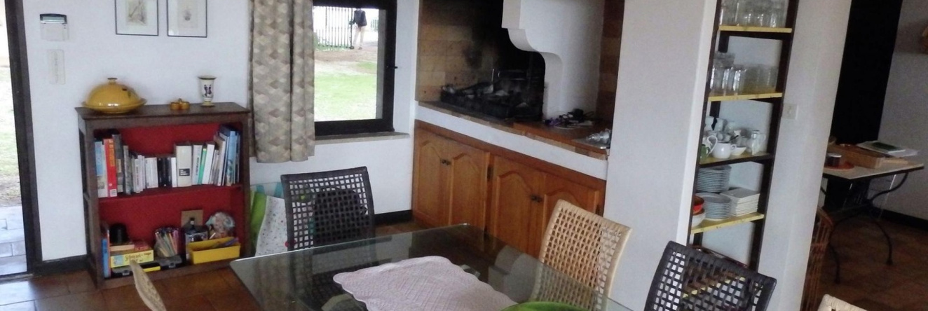 Villa with large pool & unique view within walking distance of baker, 圣西弗雷 — 照片 1