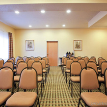 Holiday Inn Express Hotel & Suites Hesperia by IHG, Hesperia — photo 2
