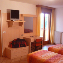 Hotel e Appartamenti Al Larice, 龙佐内 — 照片 3
