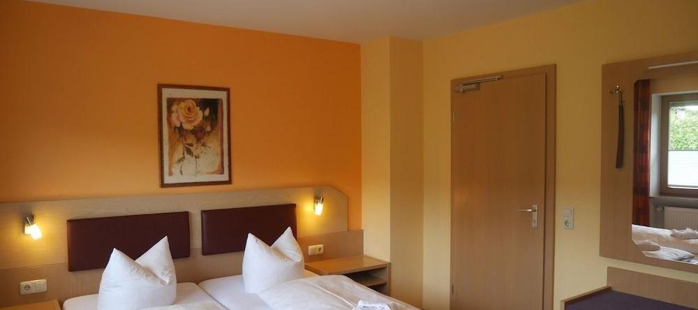 Landhotel Buchbergerhof, Графенвизен — фото 1