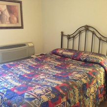 All Suites Inn Budget Host, Колледж-Парк — 照片 3