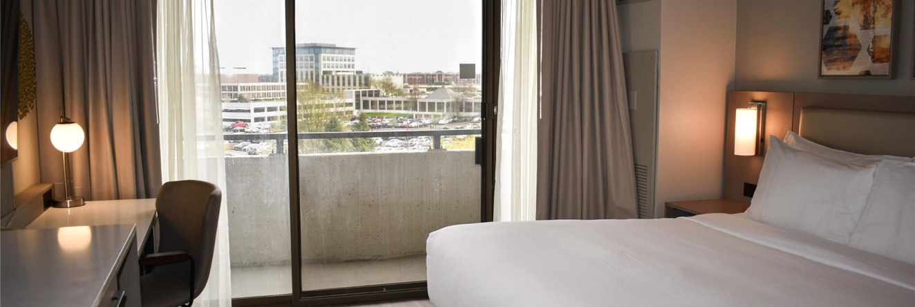 DoubleTree by Hilton Chicago - Oak Brook, Churchville — photo 1