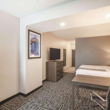 La Quinta by Wyndham San Marcos Outlet Mall, 圣马科斯 — 照片 2
