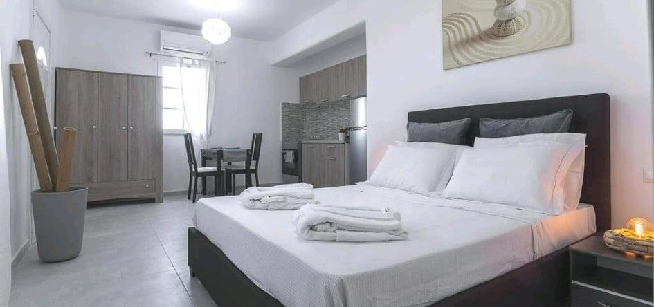 Avalon cosy apartments Kiku studio for 2 with shared swimming pool, 哈拉腊 — 照片 1